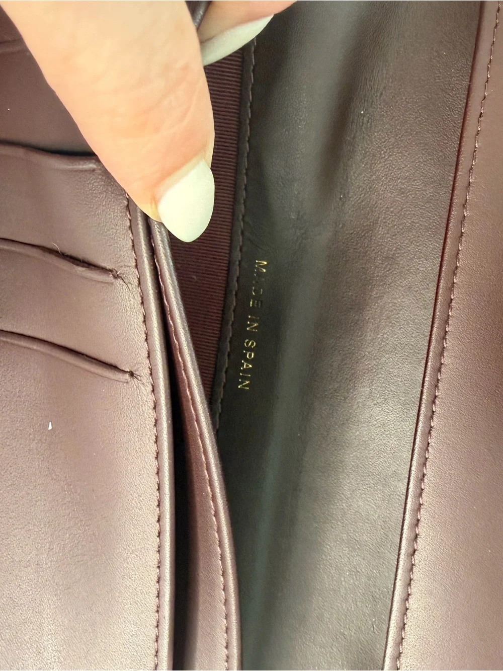 CHANEL Black Caviar Leather Classic Flap Wallet Medium Trifold Gold CC Vintage